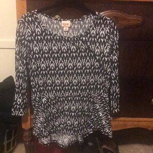 Blue n white top
